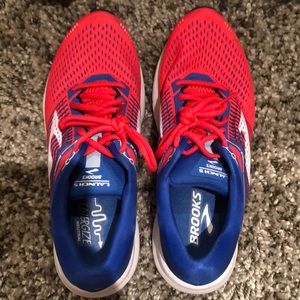 Launch 5 Brooks Running Shoes (size 10)